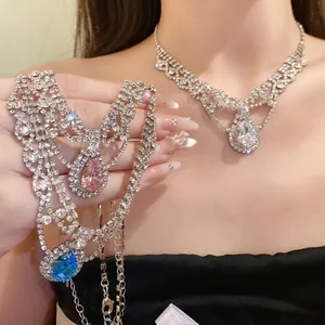 Collier Et Boucles d'Oreilles Pour Femmes Zirconia Goutte d'Eau Dentelle Luxe Léger Cuivre Strass Incrusté Chaîne de Clavicule Bijoux Cadeau