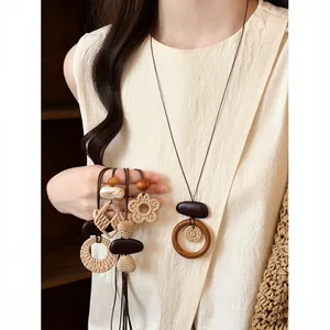 Bohemian Handmade Woven Flower Pendant Necklace For Women Vintage Ethnic Wood Resin Bead Long Chain Beach Vacation Jewelry