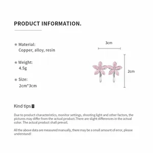 Detalles del producto para pendientes de aro con flores de resina rosa y medidas.