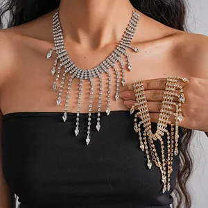 Vintage Luxurious Copper Rhinestone Water Drop Tassel Necklace For Women European Style Elegant Choker Party Jewelry Gift