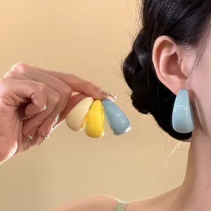 Dopamine Candy Color Resin C-Shape Stud Earrings Minimalist Geometric Resin Hoop Earrings Silver Earring Post For Women