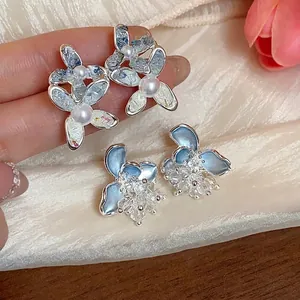 Exquisite silver needle glass flower and pearl stud earrings for women