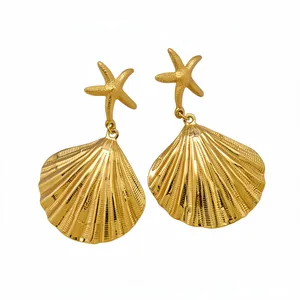 Gold-plated metal pleated seashell earrings with starfish stud for a vacation look