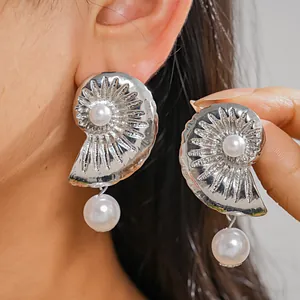 Ocean Resort Style Conch Shell Pearl Stud Earrings Silver Earring Post Alloy Artificial Pearl Vacation Jewelry For Women