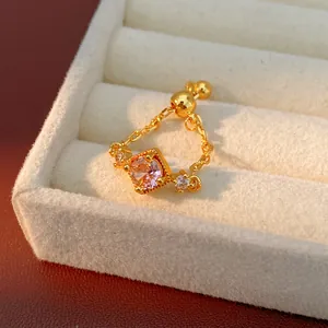 Bague chaîne dorée élégante avec zircon rose carré et fermeture à glissière ajustable