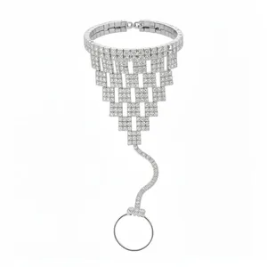 Elegante bracciale schiava in strass argento con frange quadrate e anello abbinato