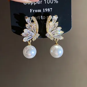 Luxury 18k gold plated butterfly stud earrings with zircons and pearl pendants