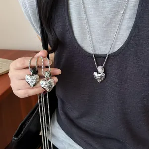 Korean Ins Style Heart Star Natural Stone Pendant Necklace Vintage Hammered Metal Sweater Chain Light Luxury Fashion Jewelry For Women