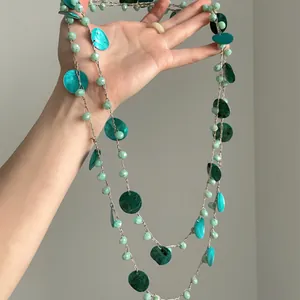 Collana Lunga Etnica di Perline di Conchiglia per Donna Retro Verde Catena per Maglione Stile Foresta Gioielli Boho a Strati