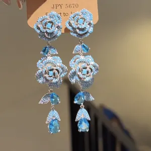 Squisiti Orecchini a Pendente a Forma di Rosa Blu Barocca per Donna Perno in Argento Lusso Zirconia Floreale Pendenti Orecchini per Matrimonio Festa Gioielli Regalo