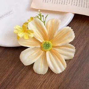 Barrette à cheveux fleur en tissu jaune style forêt pour femme