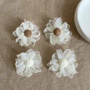 Orecchini a Bottone in Fiore di Rete Trasparente Per Donna Orecchini a Camelia in Rafia Tessuta a Mano Esagerati Gioielli Moda Vacanza