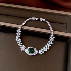 Elegant vintage emerald green zircon bracelet with silver finish in luxury palace style
