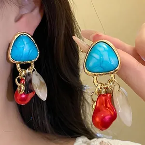 Pendientes de Botón de Triángulo de Aleación y Resina Vintage Con Poste de Plata Borla de Perla Artificial Roja Concha Joyería Mujer