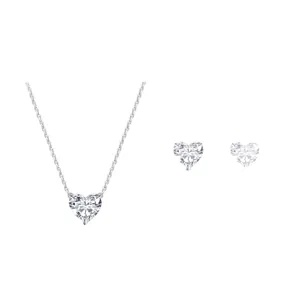Elegantes silbernes Herzschmuck-Set mit Zirkonia-Halskette und passenden Ohrsteckern