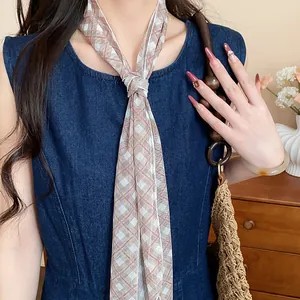 Detail of sweet plaid neck scarf necklace with elegant knot design