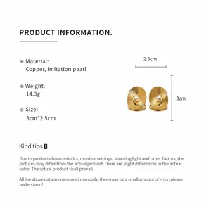 Detailed information of 18k gold plated oval textured stud earrings with pearl and size specs.