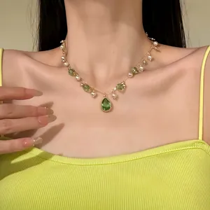 Vintage Chinese Style Water Drop Pendant Necklace Women Alloy Green Rhinestone Artificial Pearl Clavicle Chain Jewelry
