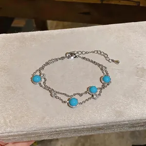 Elegantes französisches Vintage-Doppelschicht-Armband mit Türkisperlen und Zirkonia