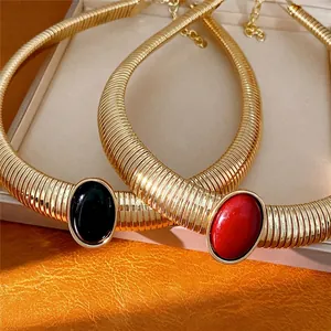 Collana Choker in Metallo a Costine Oro Retrò Europeo Americano Con Grande Ciondolo in Resina Ovale Gioielli Statement per Donna Festa Quotidiano