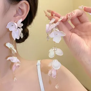 Boucles d'Oreilles Pendantes Longues à Gland Fleur Pétales en Tissu Strass Tige en Argent Style Doux et Frais pour Femmes