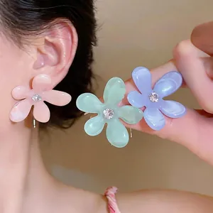 Pendientes de Botón de Flor de Resina Elegante con Poste de Plata de Ley 925 Circonia Incrustada Joyería para Mujer