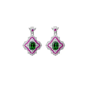 Boucles d'oreilles style palais vintage avec zircon vert émeraude et détails roses