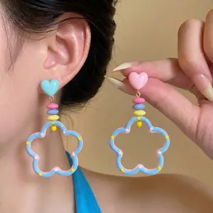 Sweet Women Dopamine Colored Hollow Flower Stud Earrings With Pink Heart Resin Beads Chic Jewelry With Silver Earring Post