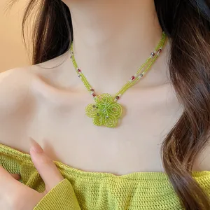 Exquisite green beaded flower pendant necklace for women in elegant vacation style