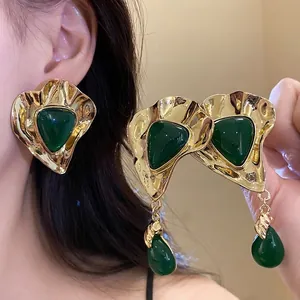 Vintage Palace Style Triangle Resin Earrings With Silver Earring Post Gold Plated Emerald Green Drop Earrings For Women