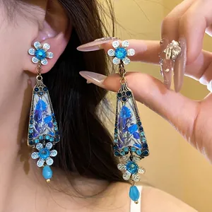 Vintage Palace Style Resin Floral Pendant Earrings Alloy Rhinestone Inlaid Blue Ear Clips For Women Retro Jewelry