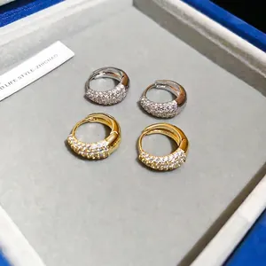 Luxe 14K vergulde oorringen met schitterende pavé gezette zirkonia voor dames