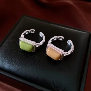 Elegant geometric resin open rings in green and yellow with stylish silver chain band