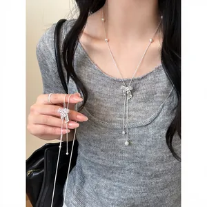 Zirconia Hollow Out Bow Pendant Necklace Silver Plated Copper Clavicle Chain With Artificial Pearl For Women Fashion Jewelry