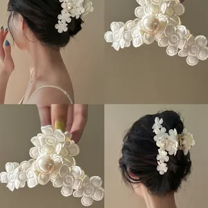 Pince à Cheveux Requin en Tissu Fleur et Perle Artificielle Vintage Français Élégant Dentelle Blanche Accessoire de Coiffure Femme