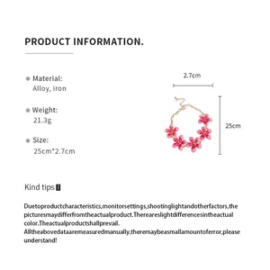 Vista dettagliata del bracciale fiore in smalto rosa con specifiche di taglia