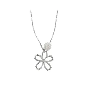 Elegant silver flower necklace with pearl cluster pendant in a Korean minimalist style