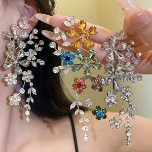 Pendientes de Gota Flor Hueca Cobre Diamante de Imitación Pendientes Colgantes Con Poste de Plata Para Mujeres Banquete Fiesta Joyería