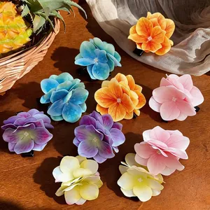 Vielfältige bunte Stoffblumen-Haarspangen mit elegantem, mehrlagigem Blütenblatt-Design
