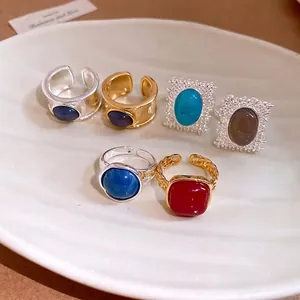 Bague Ouverte Ajustable Géométrique Vintage pour Femmes Luxe Léger Cuivre Résine Style Ethnique Rétro Bijoux Cadeau