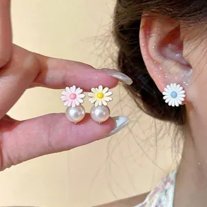 Korean Style Sweet Daisy Floral Pearl Stud Earrings With 925 Sterling Silver Earring Post Artificial Pearl Copper Jewelry For Women