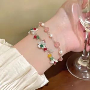 Bracciale con Perle Artificiali Placcato Oro 14K Dolce Catena a Mano con Perline Colorate Stile Dopamina Anello Aperto da Donna Regalo