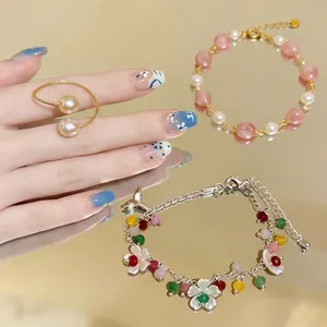 Elegante anello di perle placcato oro 14K e braccialetti di perline colorate Dopamine