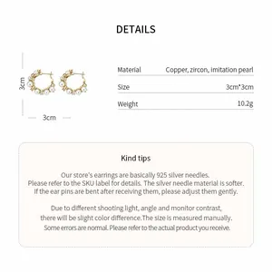 Vue détaillée montrant les dimensions et matériaux des boucles d'oreilles en perles