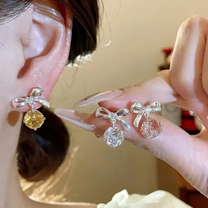 Eleganti Orecchini a Fiocco con Fiore in Zirconia Perno in Argento Sterling 925 Gioielli Donna Stile Coreano