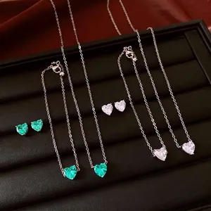 Parure de Bijoux Coeur Zirconia Vintage pour Femmes Cuivre Plaqué Argent Collier Bracelet Boucles d'Oreilles Mode de Luxe Banquet Bijoux Cadeau