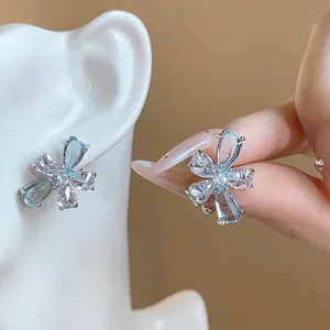 Elegant Copper Zirconia Flower Stud Earrings Korean Style Water Drop Petal Light Luxury Delicate Dainty Women Daily Jewelry