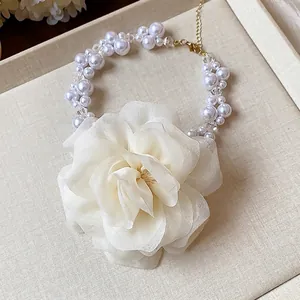 Elegant cream chiffon flower pearl necklace with glass beads and gold clasp jewelry