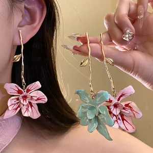 Alloy Enamel Flower Drop Earrings With Silver Earring Post Vintage Floral Coastal Vacation Style Fashion Jewelry For Women