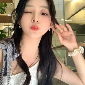 Korean Sweet Rhinestone Star Stud Earrings For Women Copper Electroplated Light Luxury Tiny Star Daily Versatile Jewelry